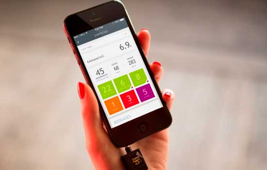 Apps to measure glucose and control diabetes by cell phone